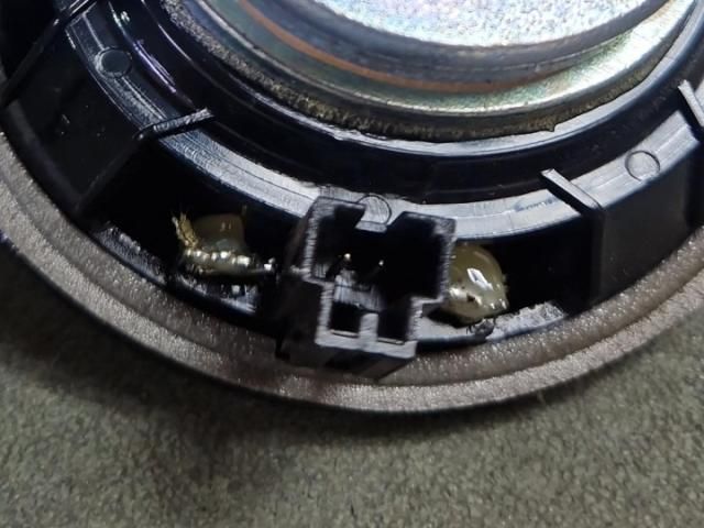 bontott TESLA MODEL S Magassugárzó Hangszóró