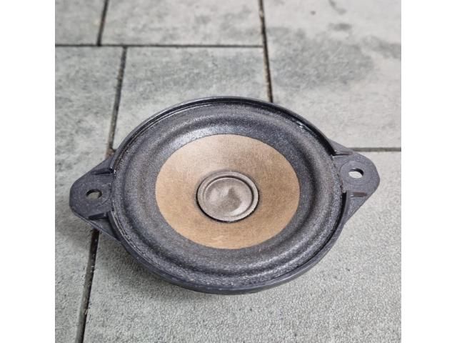 bontott TESLA MODEL S Magassugárzó Hangszóró