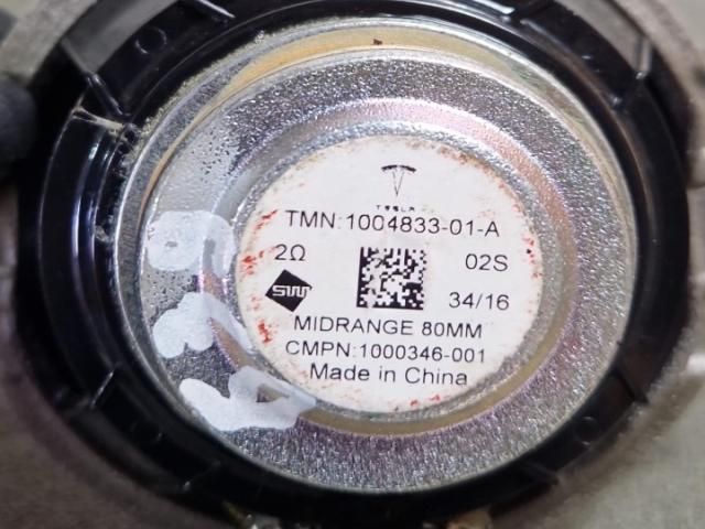 bontott TESLA MODEL S Magassugárzó Hangszóró