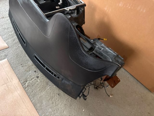 bontott TESLA MODEL S Műszerfal Héj