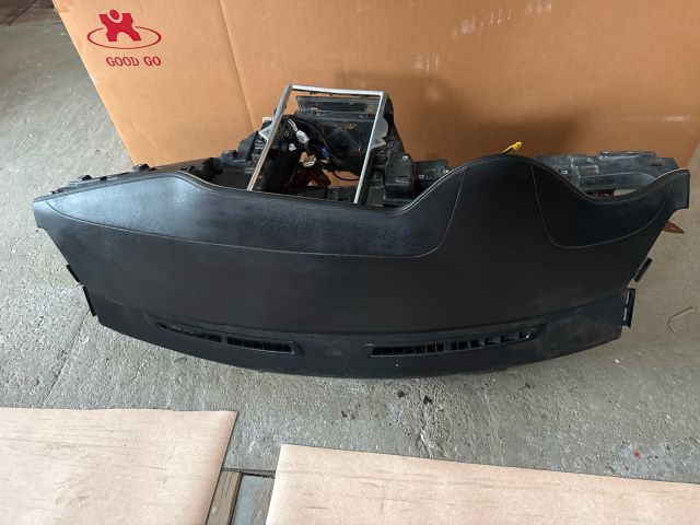 bontott TESLA MODEL S Műszerfal Héj