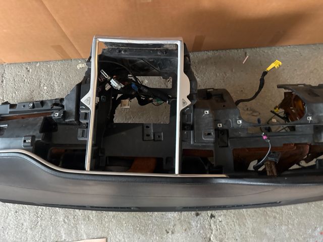 bontott TESLA MODEL S Műszerfal Héj