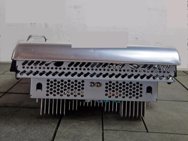 bontott TESLA MODEL S Navigációs Fejegység