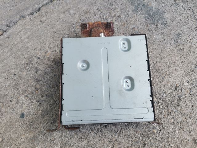 bontott TESLA MODEL S Rádió / CD