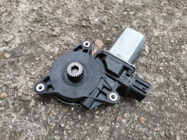 bontott TESLA MODEL S Tetőablak Motor