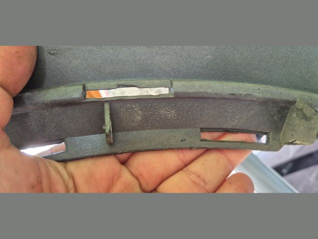 bontott TESLA MODEL X Első Lökhárító (Üresen)