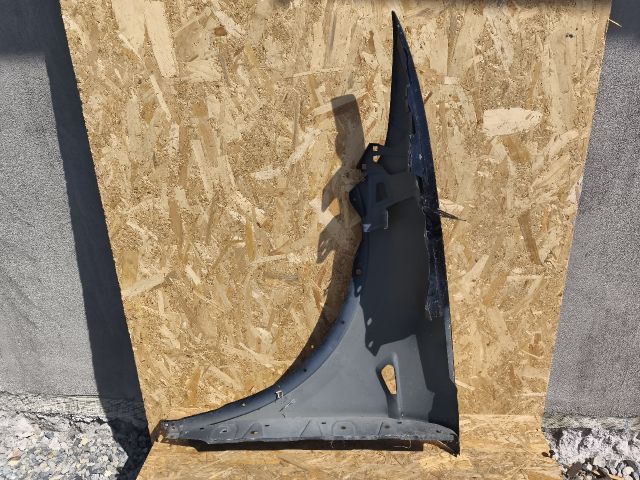 bontott TESLA MODEL X Jobb első Sárvédő