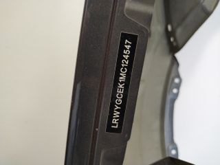 bontott TESLA Model Y Bal első Sárvédő