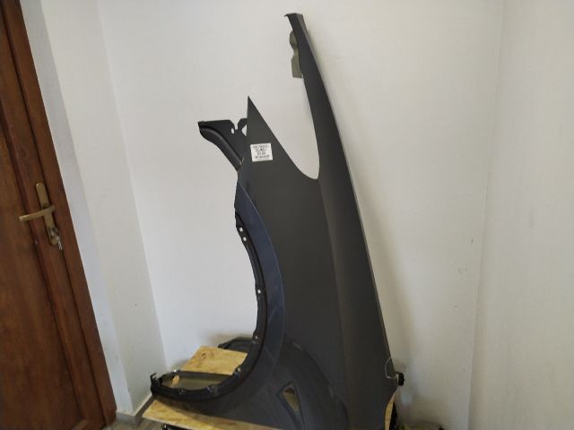 bontott TESLA Model Y Bal első Sárvédő