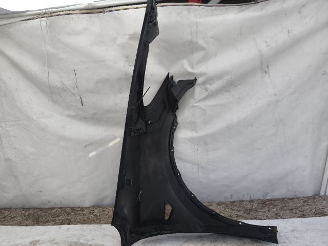 bontott TESLA Model Y Bal első Sárvédő