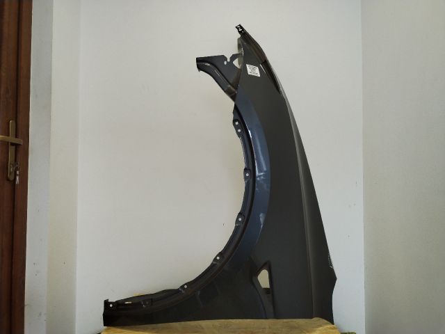 bontott TESLA Model Y Bal első Sárvédő