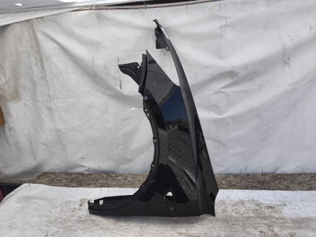 bontott TESLA Model Y Bal első Sárvédő