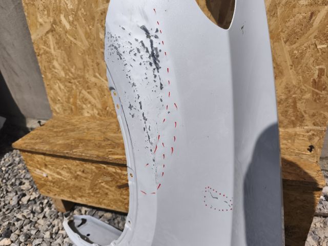 bontott TESLA Model Y Bal első Sárvédő