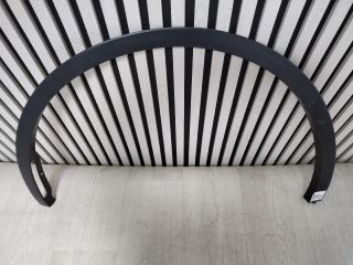 bontott TESLA Model Y Bal Levélrács Záróvég