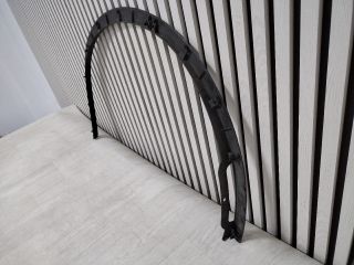 bontott TESLA Model Y Bal Levélrács Záróvég