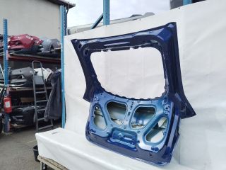 bontott TESLA Model Y Csomagtérajtó (Üres lemez)