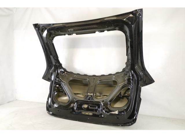 bontott TESLA Model Y Csomagtérajtó (Üres lemez)