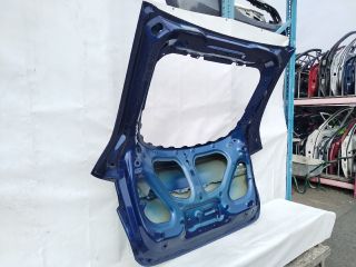 bontott TESLA Model Y Csomagtérajtó (Üres lemez)