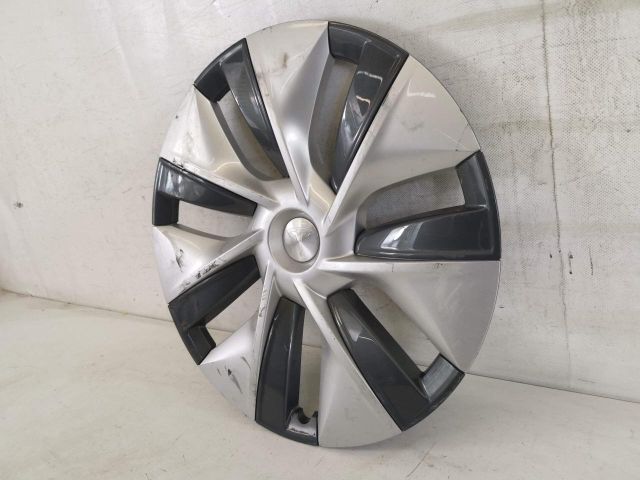 bontott TESLA Model Y Dísztárcsa (1 db)