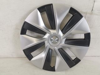 bontott TESLA Model Y Dísztárcsa (1 db)