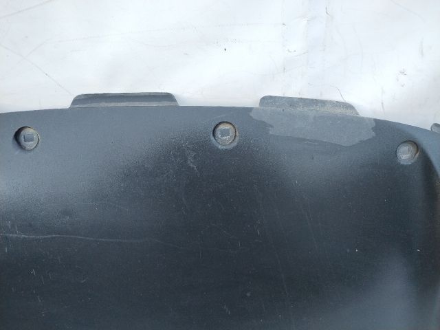 bontott TESLA Model Y Első Lökhárító Alsó Tálca