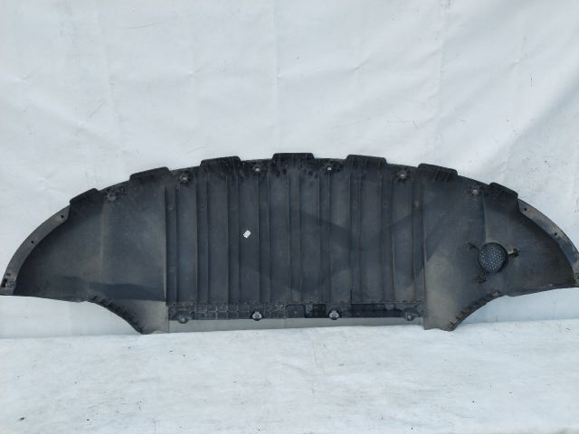 bontott TESLA Model Y Első Lökhárító Alsó Tálca