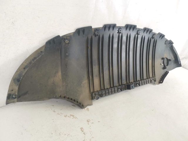 bontott TESLA Model Y Első Lökhárító Alsó Tálca