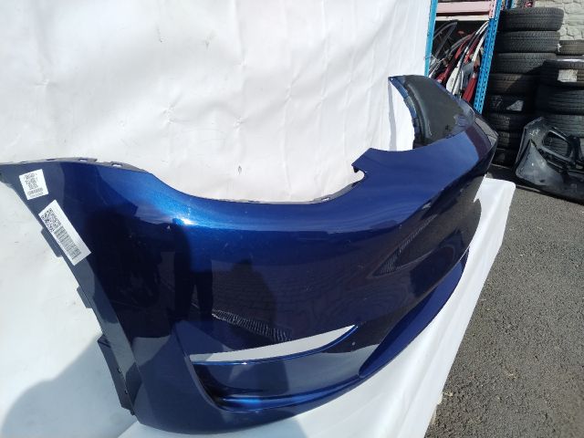 bontott TESLA Model Y Első Lökhárító (Üresen)