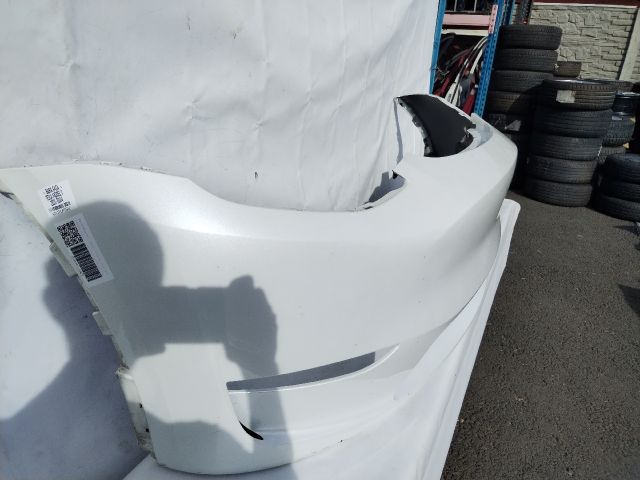 bontott TESLA Model Y Első Lökhárító (Üresen)