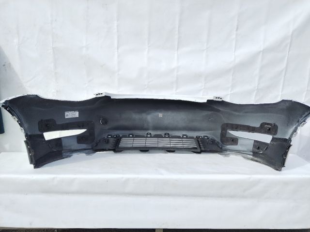 bontott TESLA Model Y Első Lökhárító (Üresen)