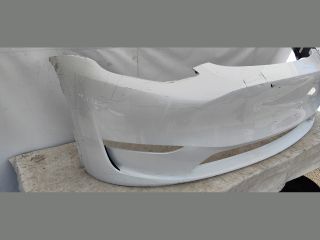 bontott TESLA Model Y Első Lökhárító (Üresen)