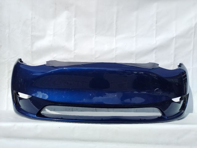 bontott TESLA Model Y Első Lökhárító (Üresen)