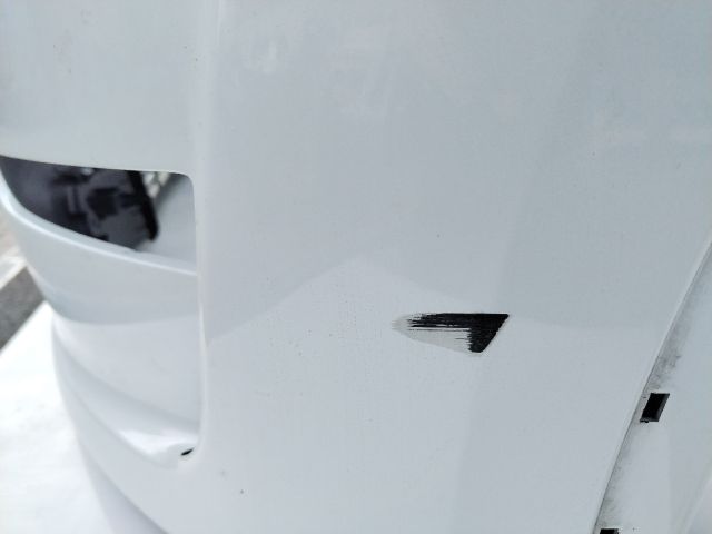 bontott TESLA Model Y Első Lökhárító (Üresen)