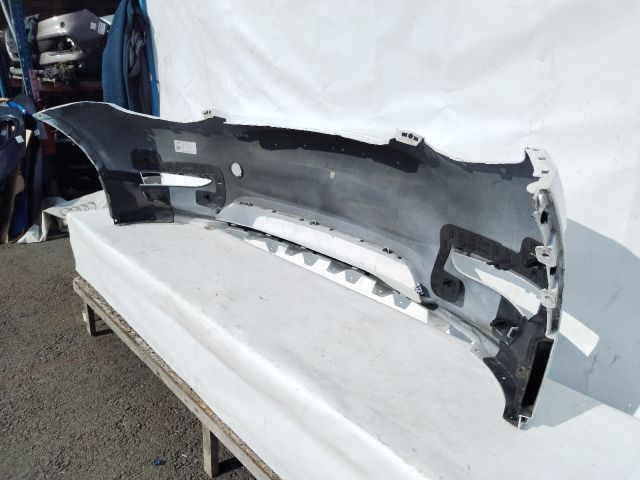 bontott TESLA Model Y Első Lökhárító (Üresen)