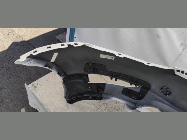 bontott TESLA Model Y Első Lökhárító (Üresen)