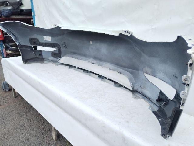 bontott TESLA Model Y Első Lökhárító (Üresen)