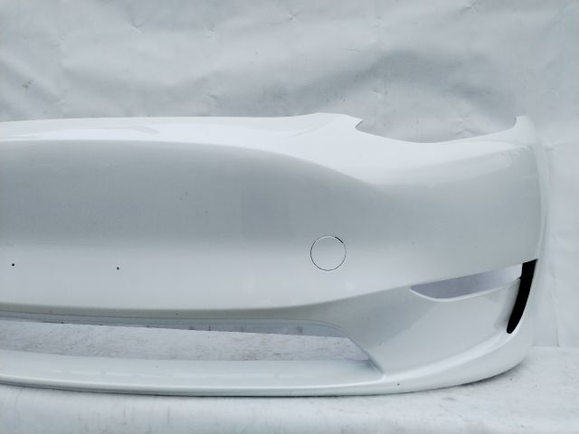 bontott TESLA Model Y Első Lökhárító (Üresen)