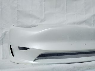 bontott TESLA Model Y Első Lökhárító (Üresen)