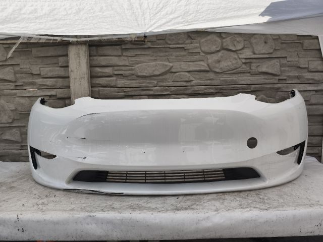 bontott TESLA Model Y Első Lökhárító (Üresen)