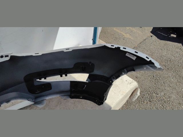 bontott TESLA Model Y Első Lökhárító (Üresen)