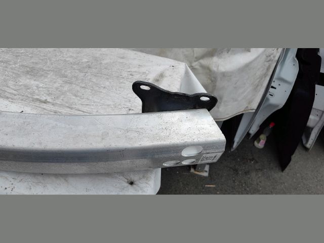 bontott TESLA Model Y Hátsó Lökhárító Merevítő (Fém)