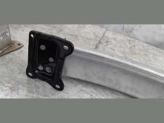 bontott TESLA Model Y Hátsó Lökhárító Merevítő (Fém)