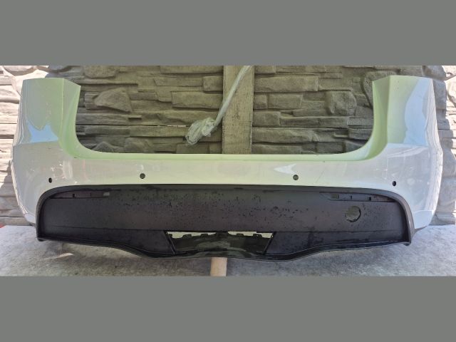 bontott TESLA Model Y Hátsó Lökhárító (Üresen)
