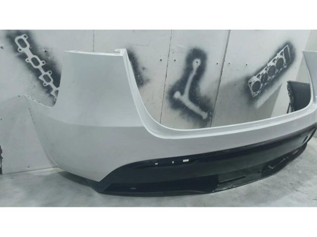 bontott TESLA Model Y Hátsó Lökhárító (Üresen)