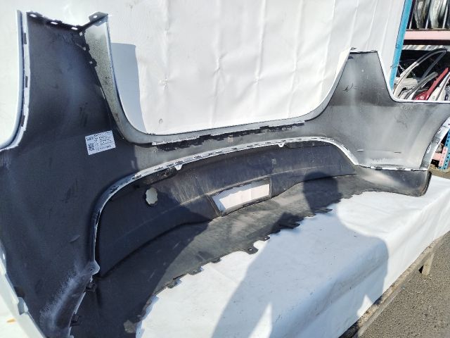 bontott TESLA Model Y Hátsó Lökhárító (Üresen)