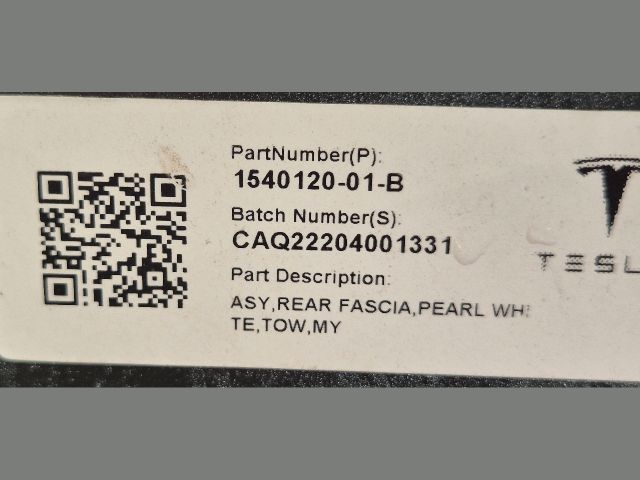 bontott TESLA Model Y Hátsó Lökhárító (Üresen)