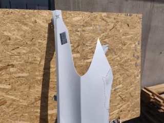 bontott TESLA Model Y Jobb első Sárvédő