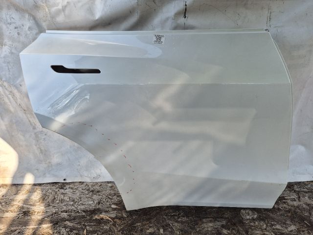 bontott TESLA Model Y Jobb hátsó Ajtó (Üres lemez)