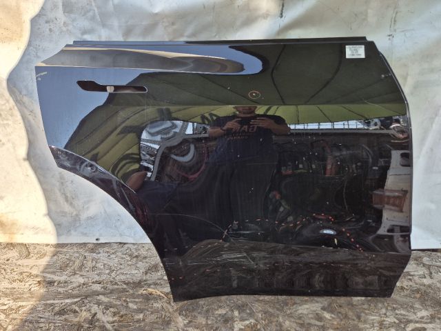 bontott TESLA Model Y Jobb hátsó Ajtó (Üres lemez)