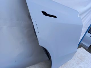 bontott TESLA Model Y Jobb hátsó Ajtó (Üres lemez)